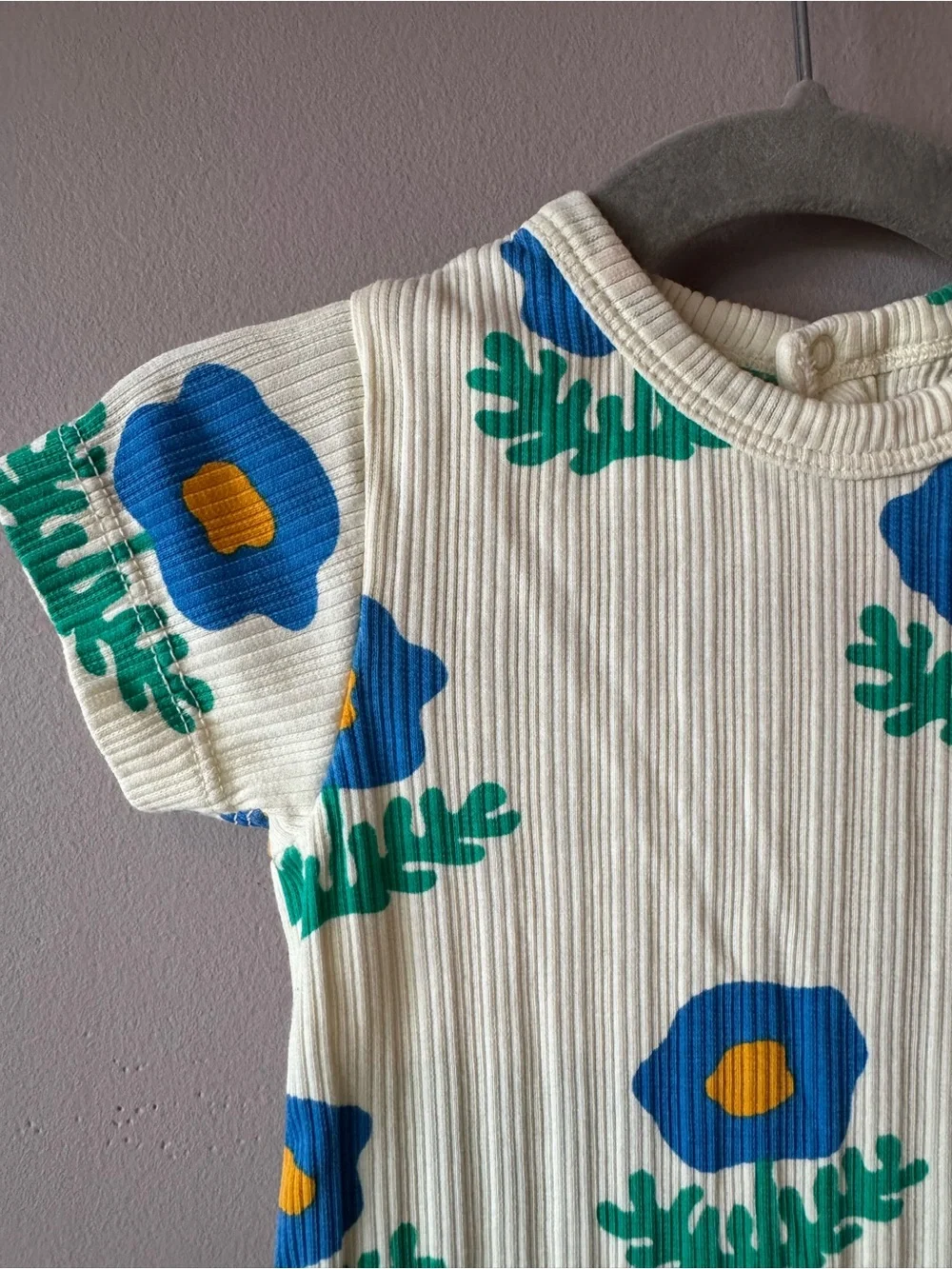 Tinycottons NWOT Ribbed Soft Stretch Flower Bodysuit Size 6 Months